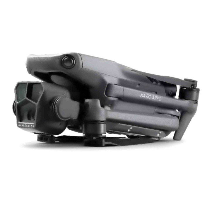 Квадрокоптер DJI Mavic 3 Pro Fly More Combo (DJI RC)