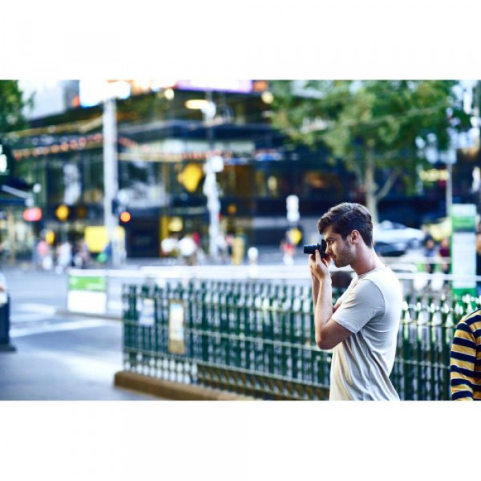 Sony Cyber-Shot RX100 MkVI