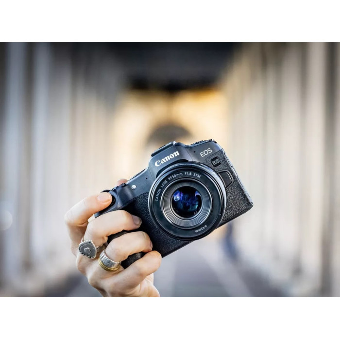 Canon Цифровая фотокамера EOS R8 body